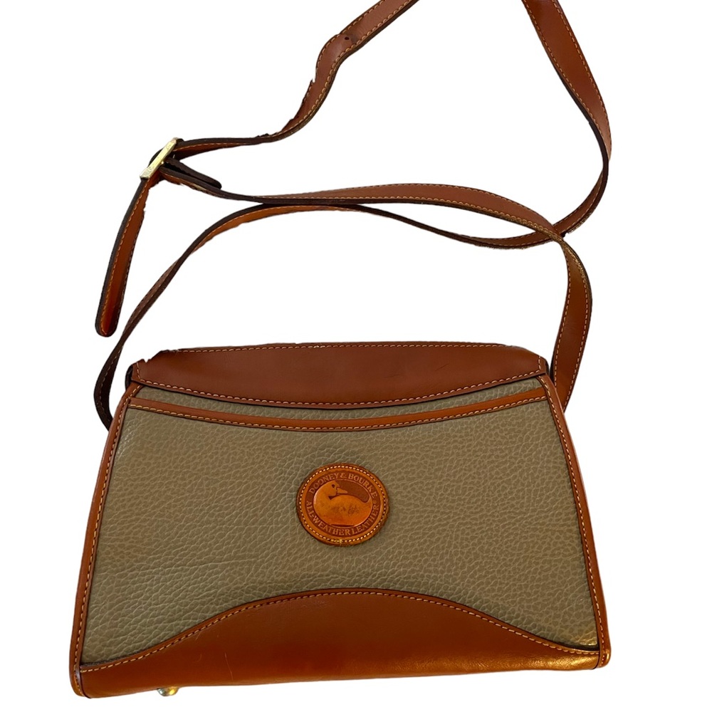 Vintage Dooney & Bourke leather shoulder bag